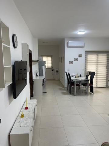 Appartamento Deadsea Elite First Floor Shared Swimming Pool Sweimeh Esterno foto